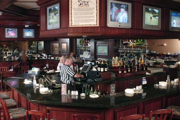 Hotel SEVEN FEATHERS CASINO RESORT (Canyonville)